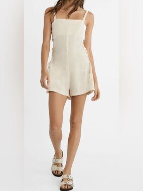NWOT stradivarius Cream Tie-Detail Women's Romper, M